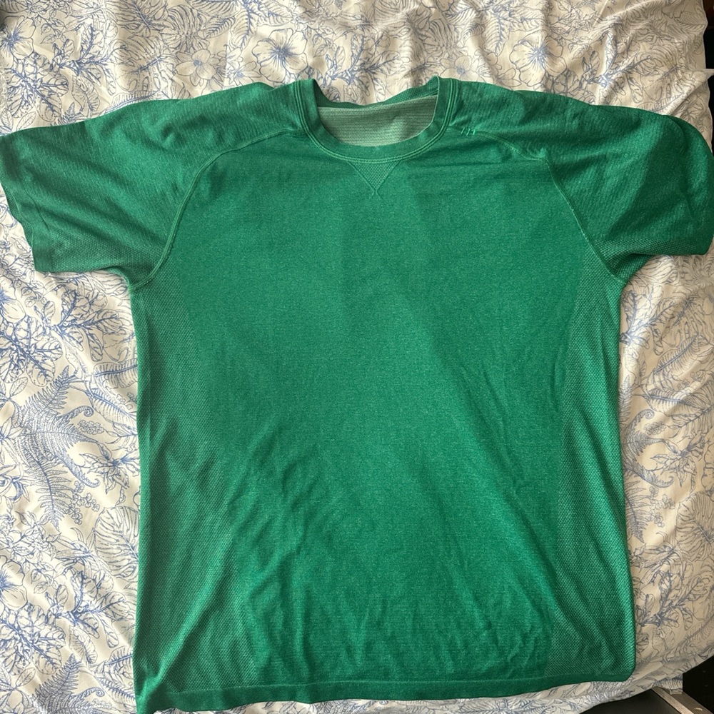 Lululemon shirt